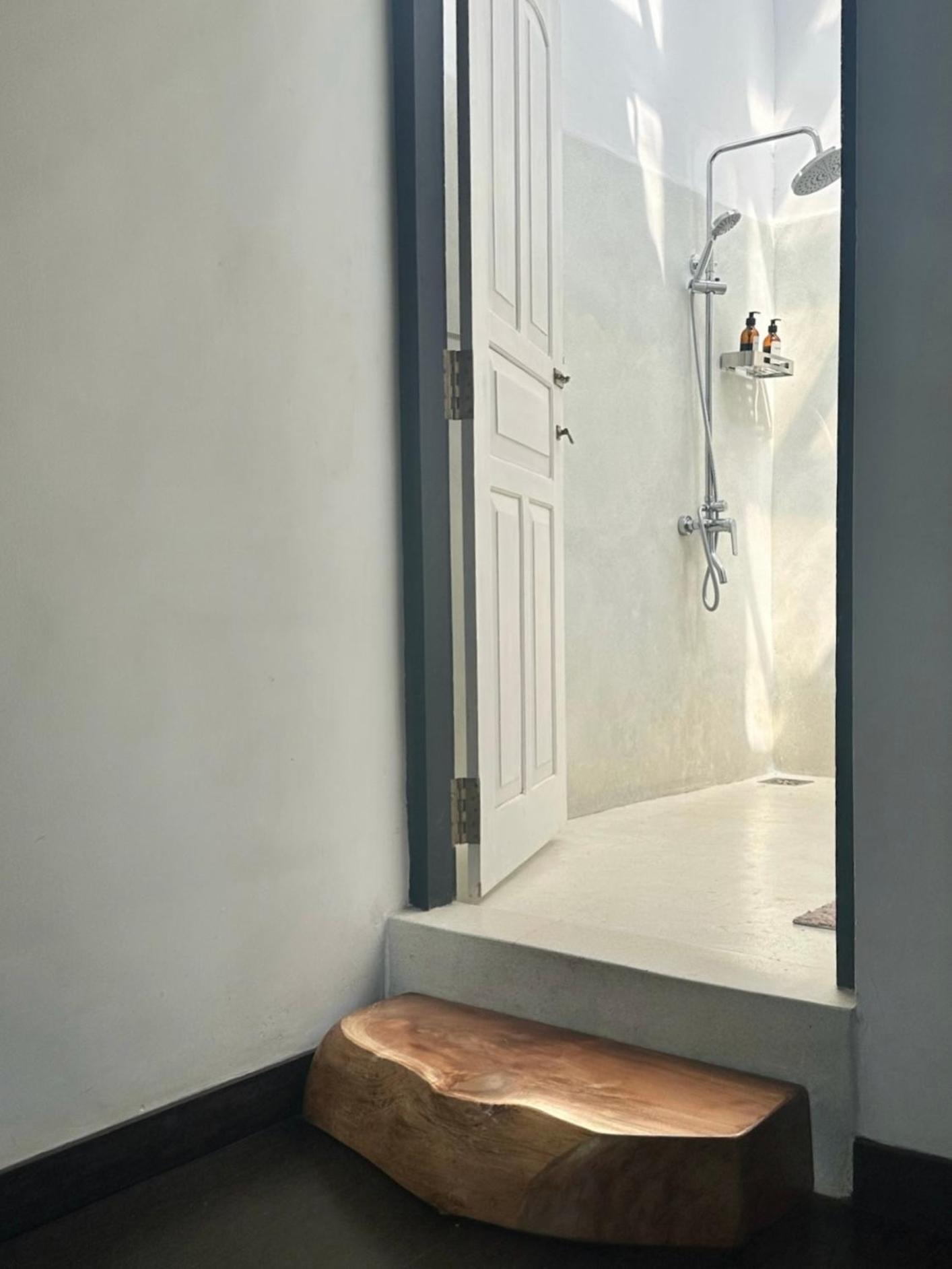فندق Watu House ديكويلاّ تين الغرفة الصورة